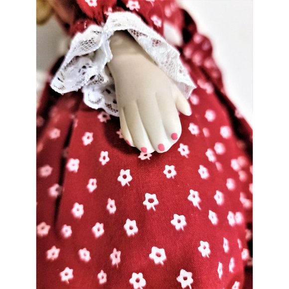 Porcelain Blond Doll Country Cloth with Box 18" Tall Excellent Condition VINTAGE - Picture 10 of 10